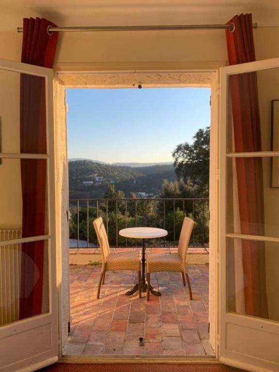 Hotel La Boulangerie Grimaud Oda fotoğraf
